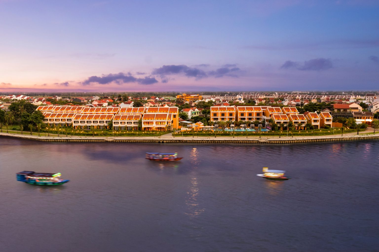 Hoi An Riverview | Bay Resort Hoi An